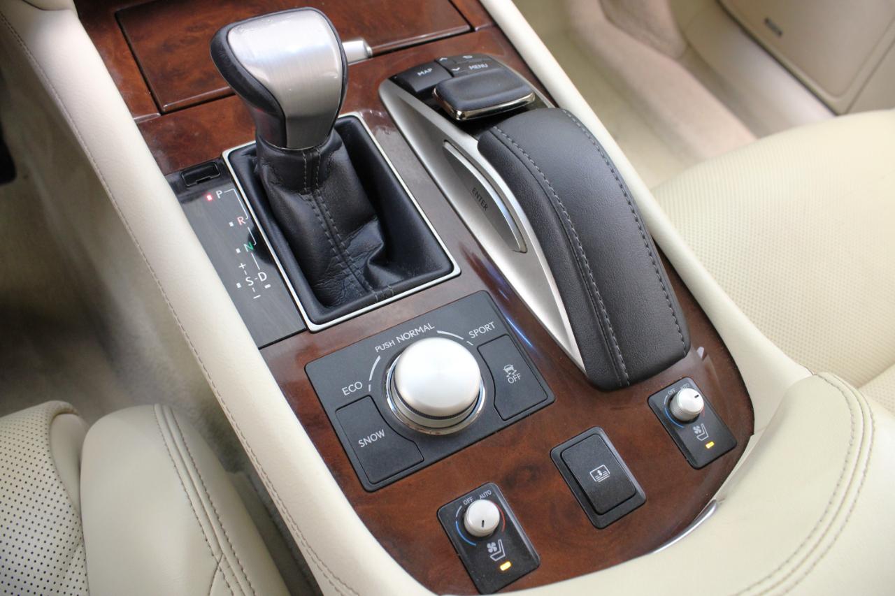 Lexus LS 460 4dr Sdn RWD 2016