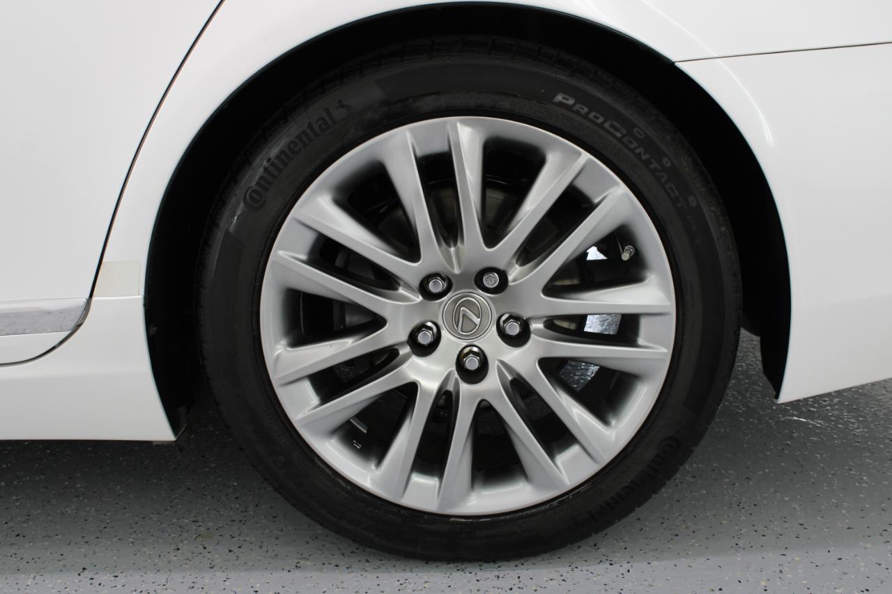 Lexus LS 460 4dr Sdn RWD 2016