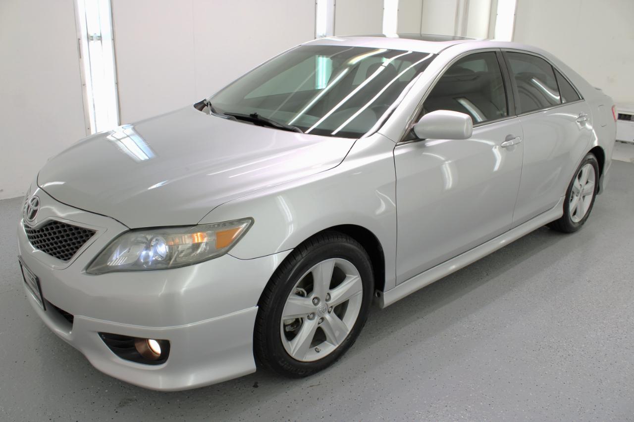 Toyota Camry 4dr Sdn I4 Auto SE (Natl) 2010