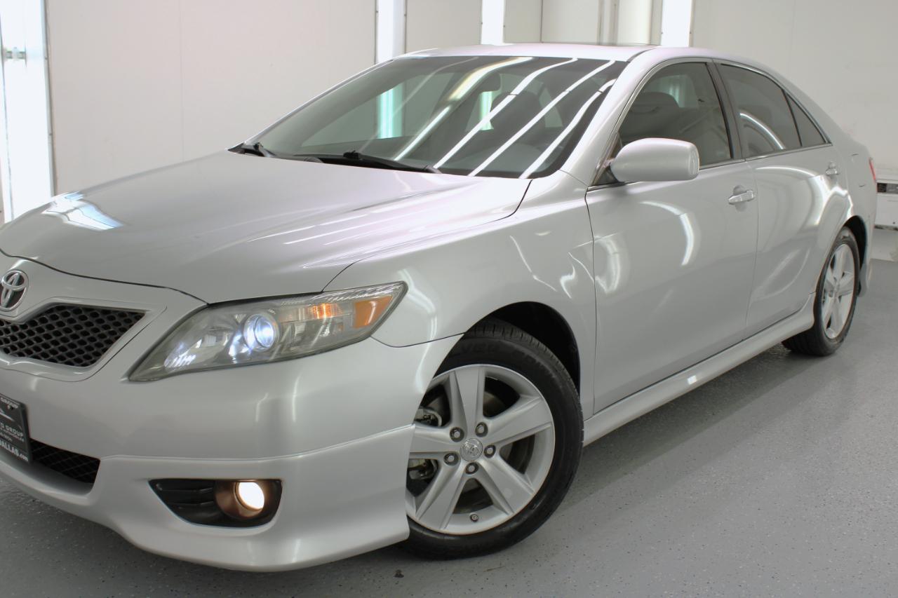 Toyota Camry 4dr Sdn I4 Auto SE (Natl) 2010