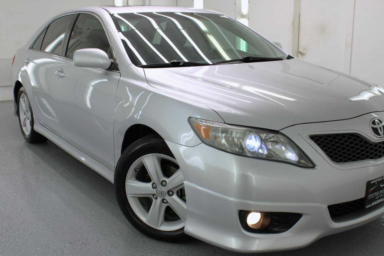 Toyota Camry 4dr Sdn I4 Auto SE (Natl) 2010