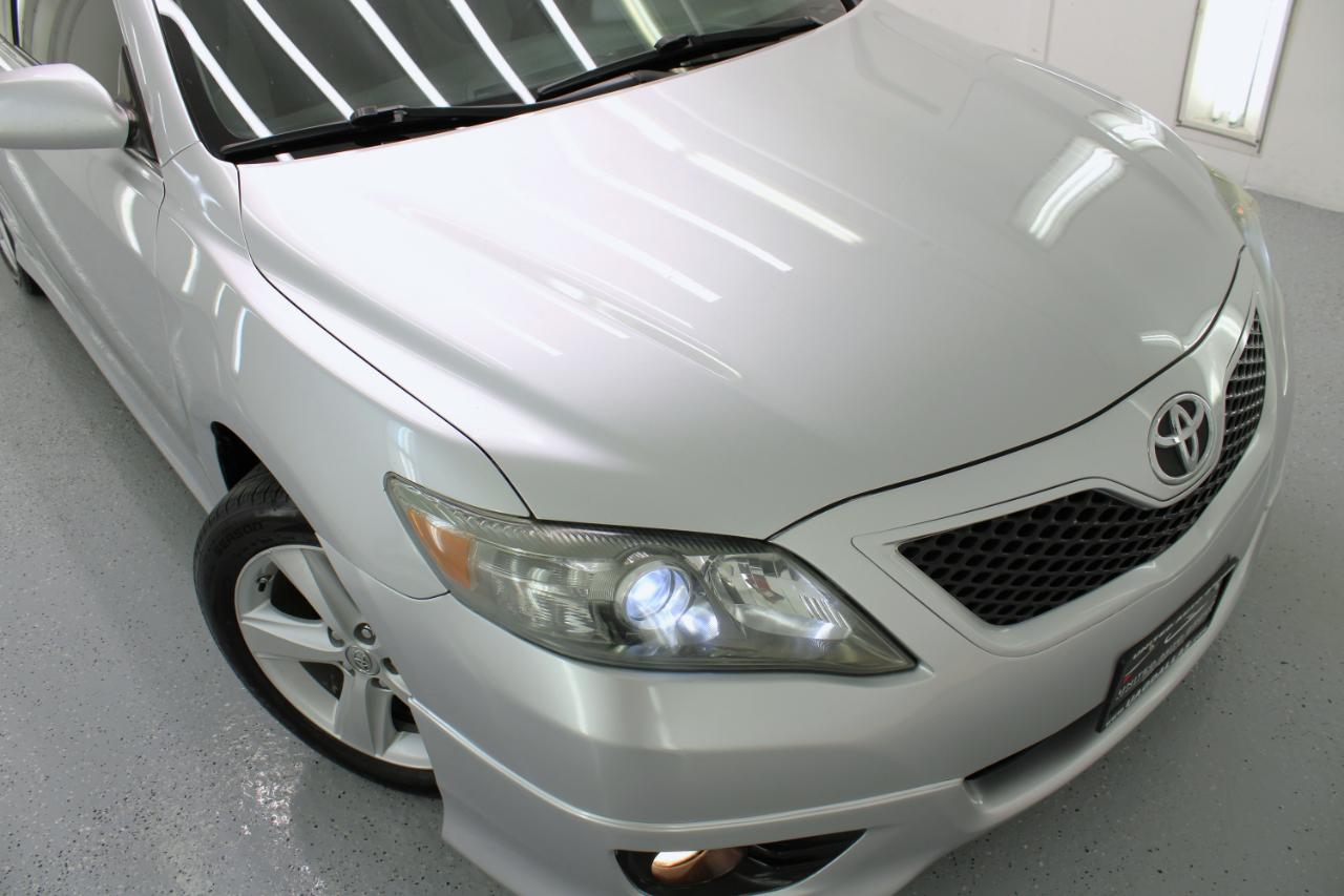 Toyota Camry 4dr Sdn I4 Auto SE (Natl) 2010