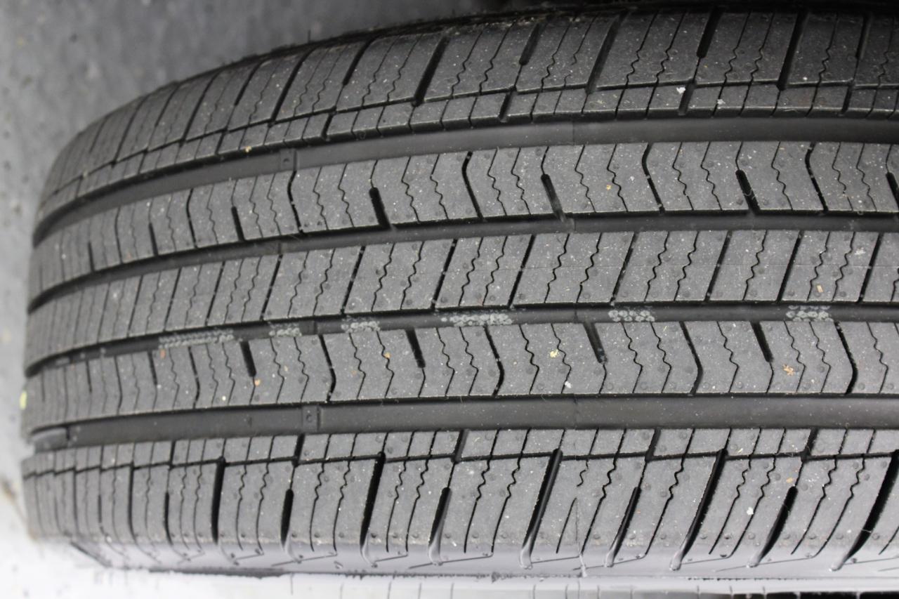 Toyota Camry 4dr Sdn I4 Auto SE (Natl) 2010