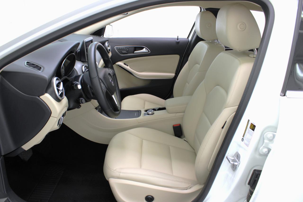 Mercedes-Benz GLA-Class FWD 4dr GLA 250 2015