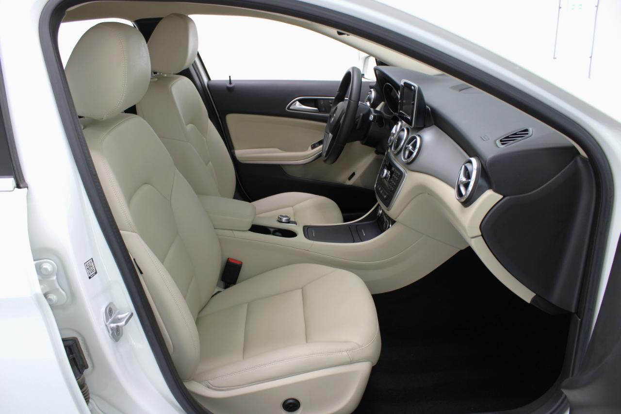 Mercedes-Benz GLA-Class FWD 4dr GLA 250 2015