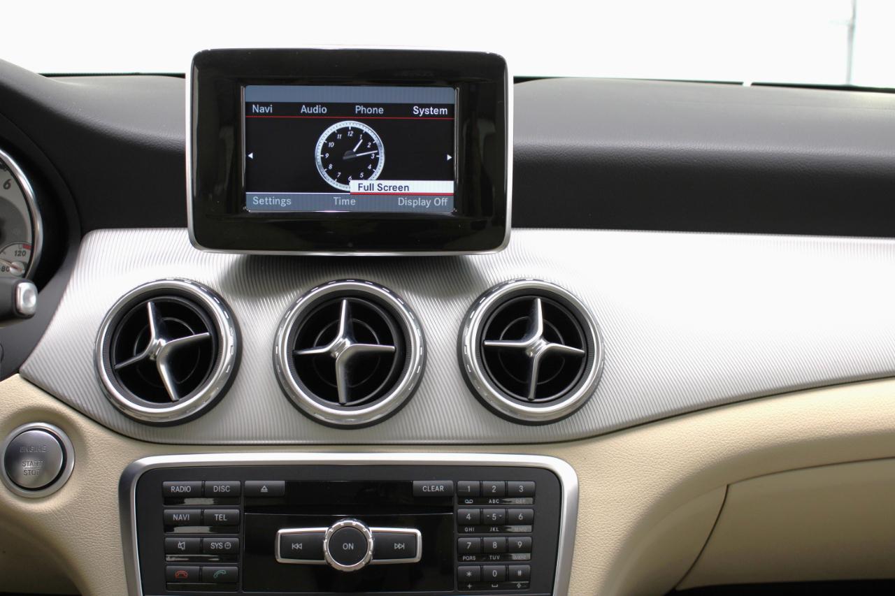 Mercedes-Benz GLA-Class FWD 4dr GLA 250 2015