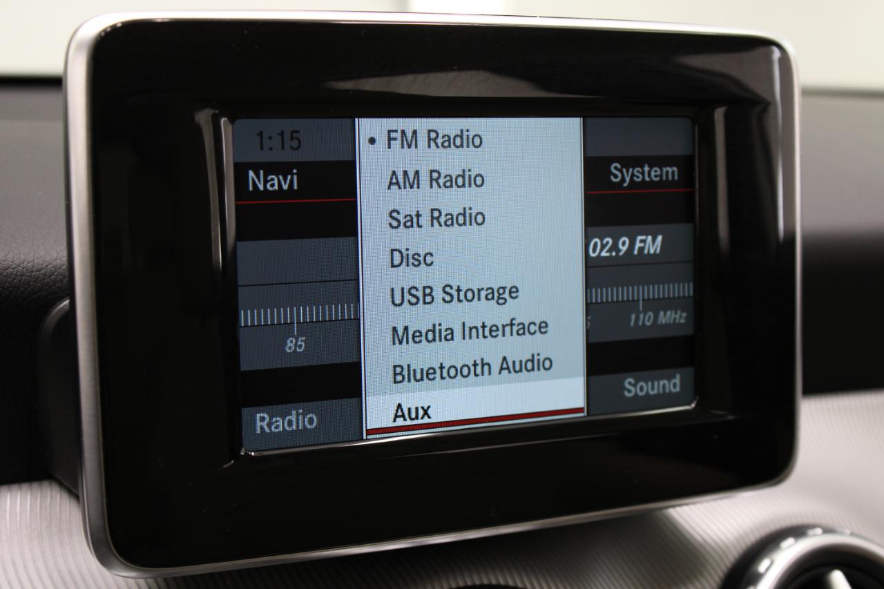 Mercedes-Benz GLA-Class FWD 4dr GLA 250 2015