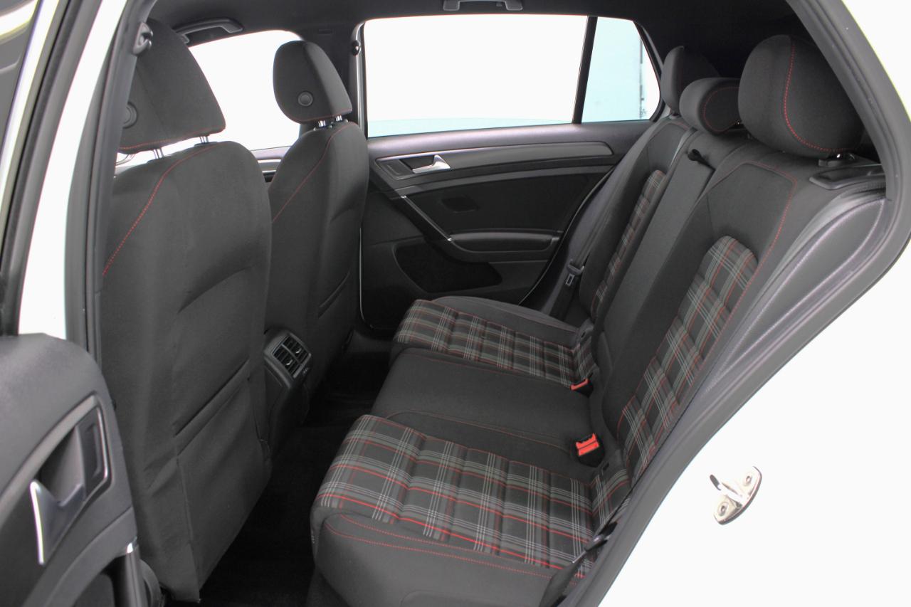 Volkswagen Golf GTI 2.0T S DSG 2021