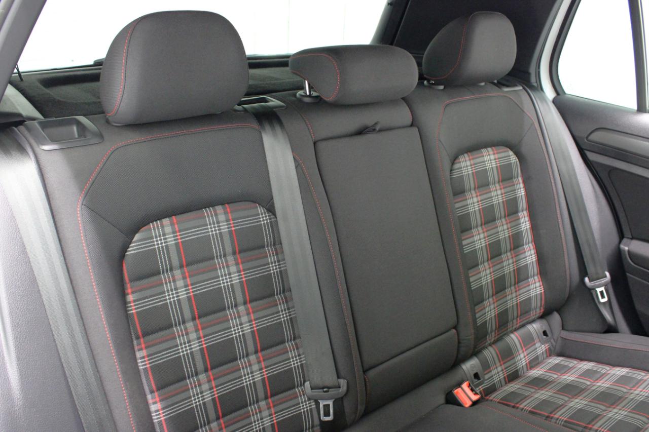 Volkswagen Golf GTI 2.0T S DSG 2021