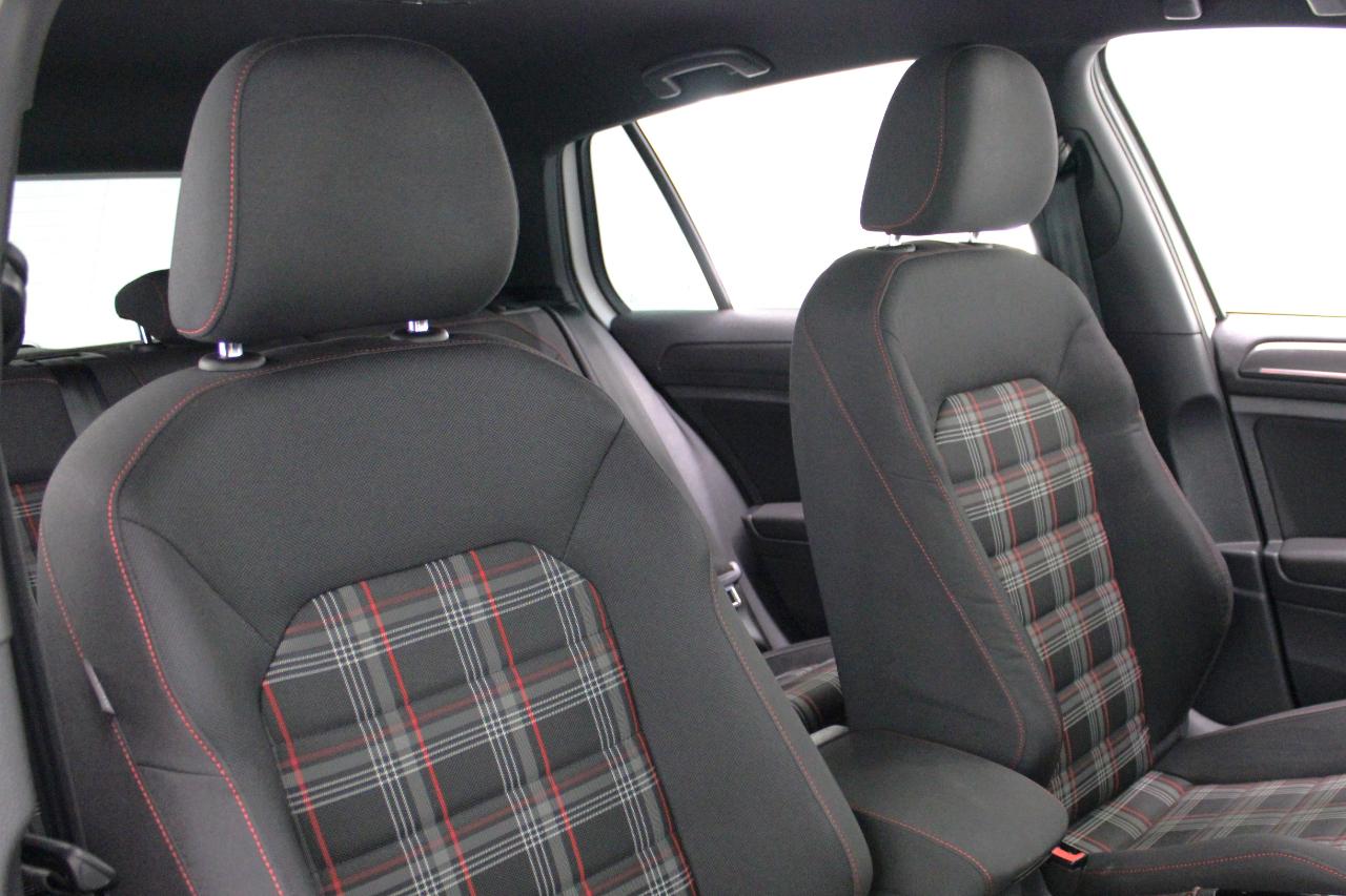 Volkswagen Golf GTI 2.0T S DSG 2021