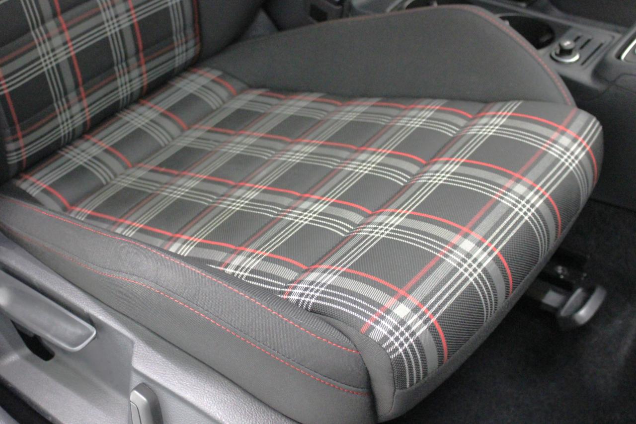 Volkswagen Golf GTI 2.0T S DSG 2021