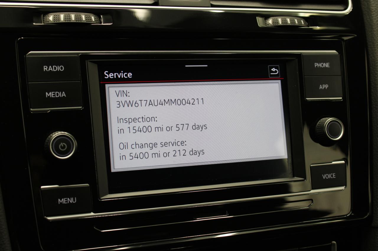 Volkswagen Golf GTI 2.0T S DSG 2021