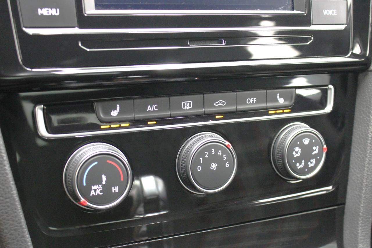 Volkswagen Golf GTI 2.0T S DSG 2021