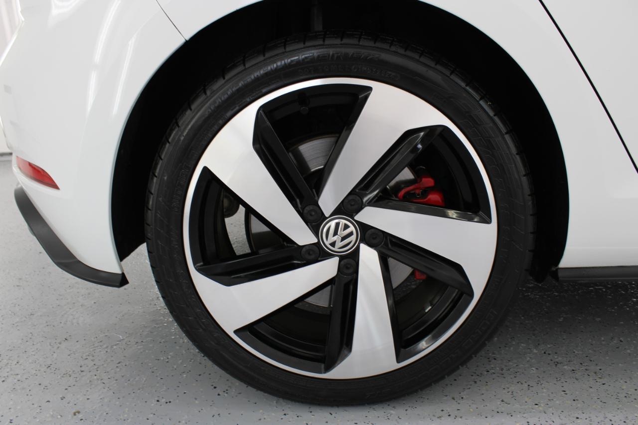 Volkswagen Golf GTI 2.0T S DSG 2021