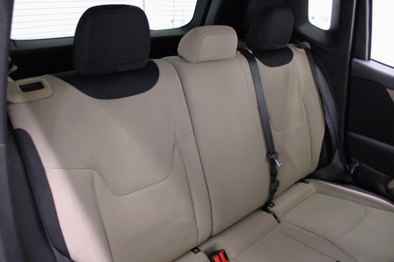 Jeep Renegade Latitude FWD 2017