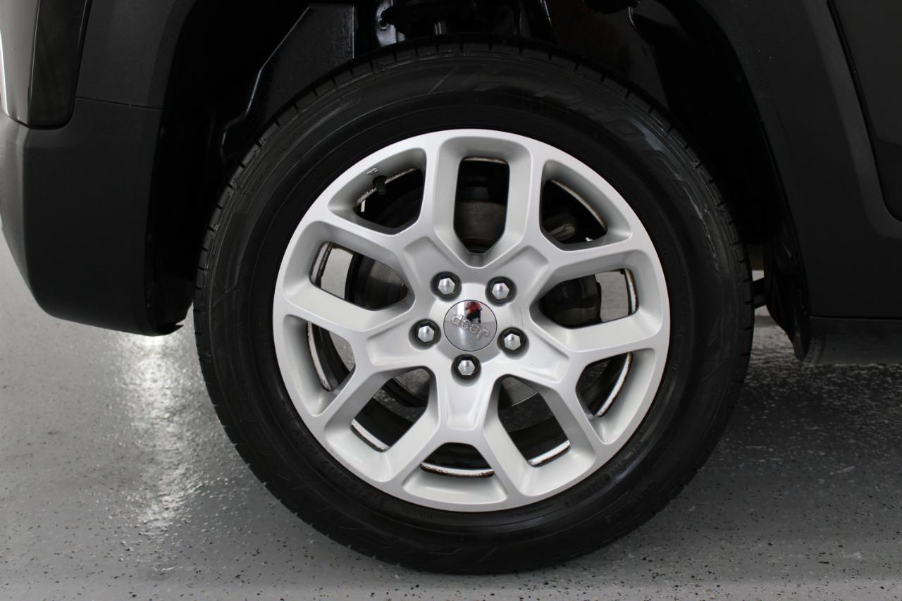 Jeep Renegade Latitude FWD 2017