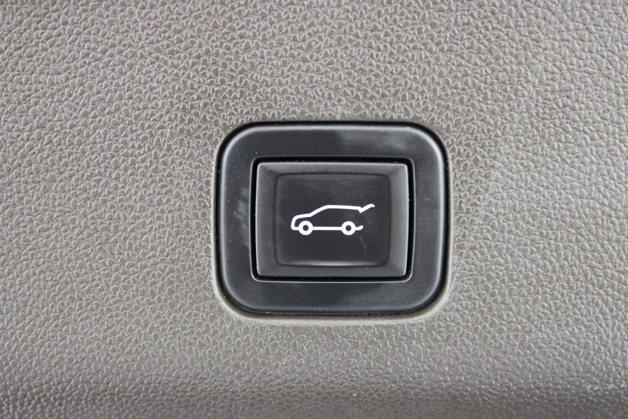 GMC Yukon 2WD 4dr SLT 2022