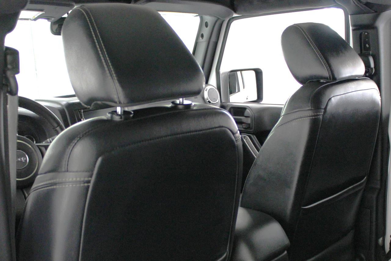 Jeep Wrangler Unlimited 4WD 4dr Rubicon 2015