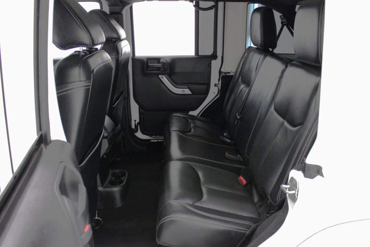 Jeep Wrangler Unlimited 4WD 4dr Rubicon 2015