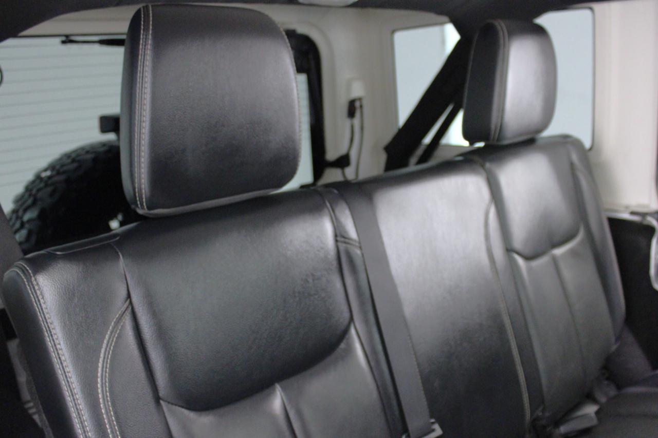 Jeep Wrangler Unlimited 4WD 4dr Rubicon 2015