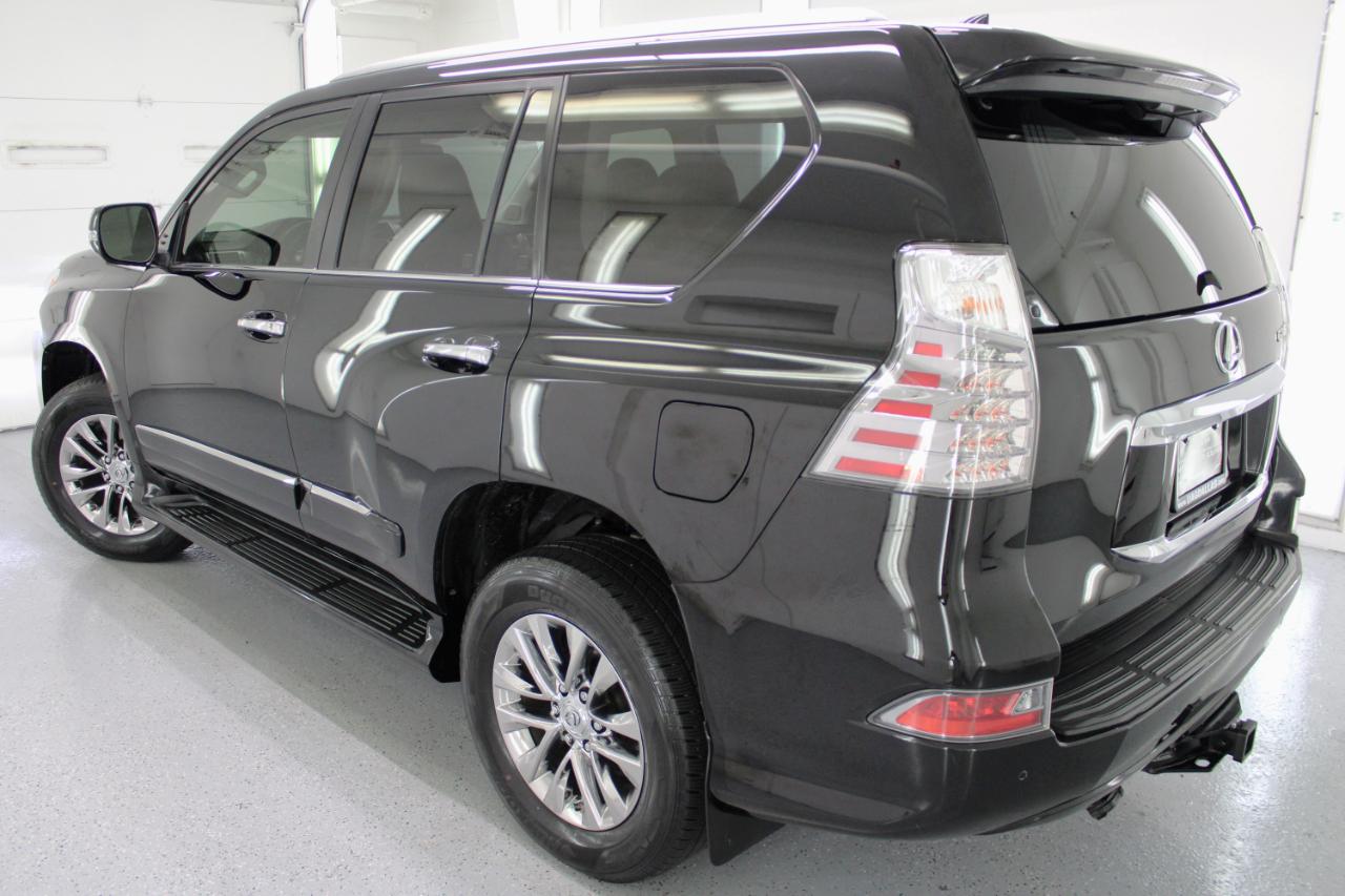 Lexus GX 460 Premium 4D SUV 4WD 2017