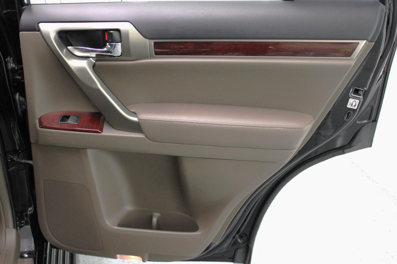 Lexus GX 460 Premium 4D SUV 4WD 2017