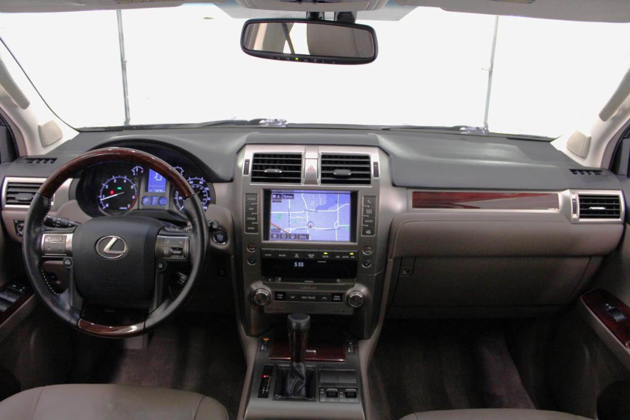 Lexus GX 460 Premium 4D SUV 4WD 2017