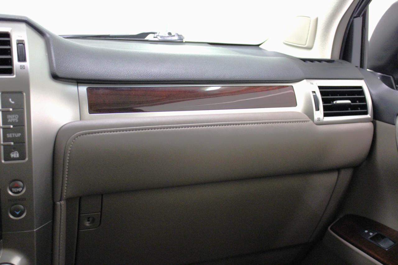 Lexus GX 460 Premium 4D SUV 4WD 2017