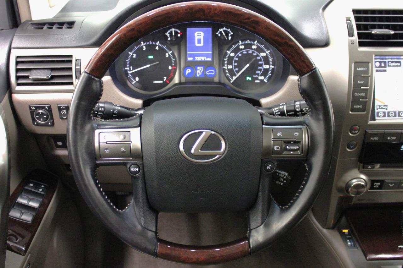 Lexus GX 460 Premium 4D SUV 4WD 2017
