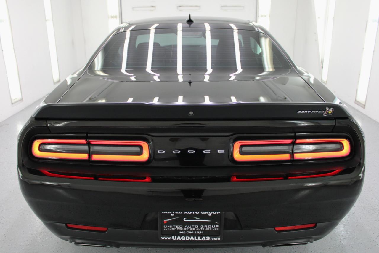 Dodge Challenger R/T Scat Pack RWD 2021