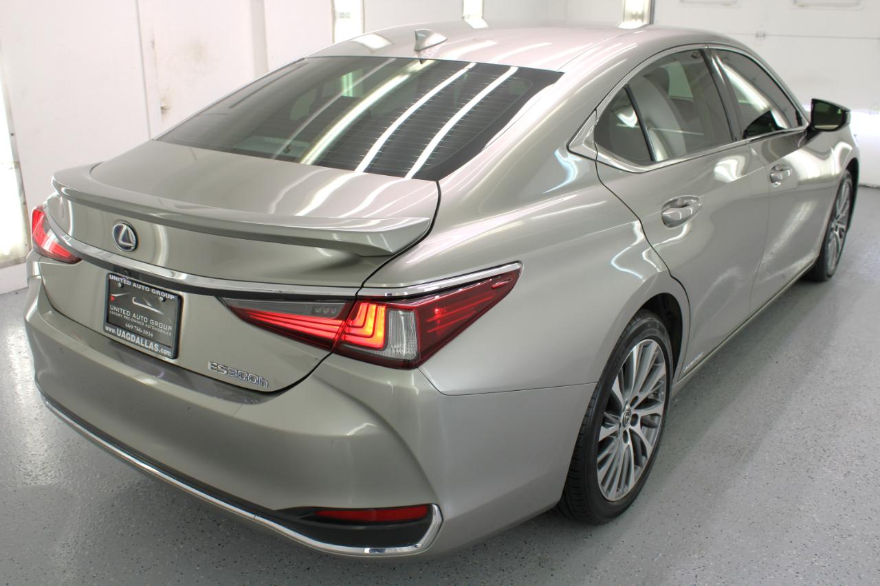 Lexus ES 300h Premium 2019