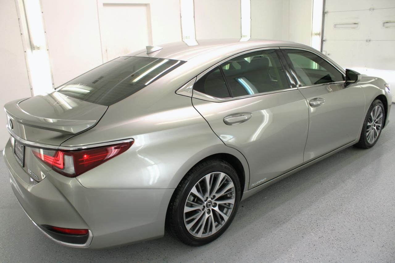 Lexus ES 300h Premium 2019