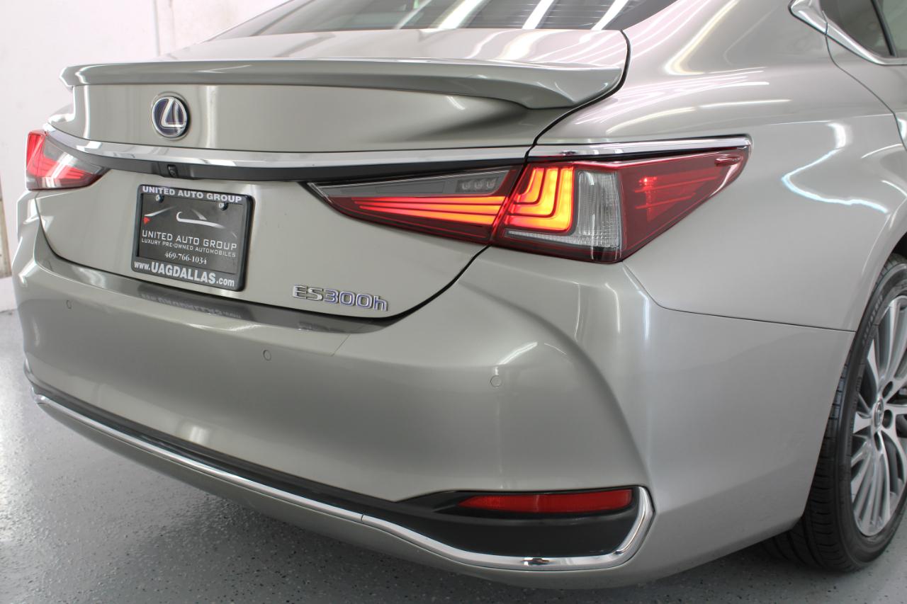 Lexus ES 300h Premium 2019