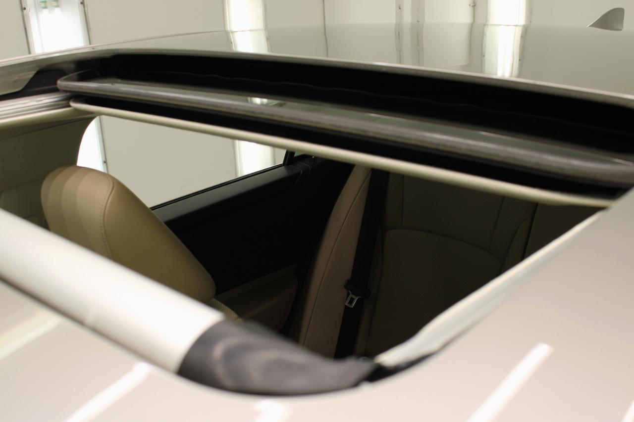 Lexus ES 300h Premium 2019