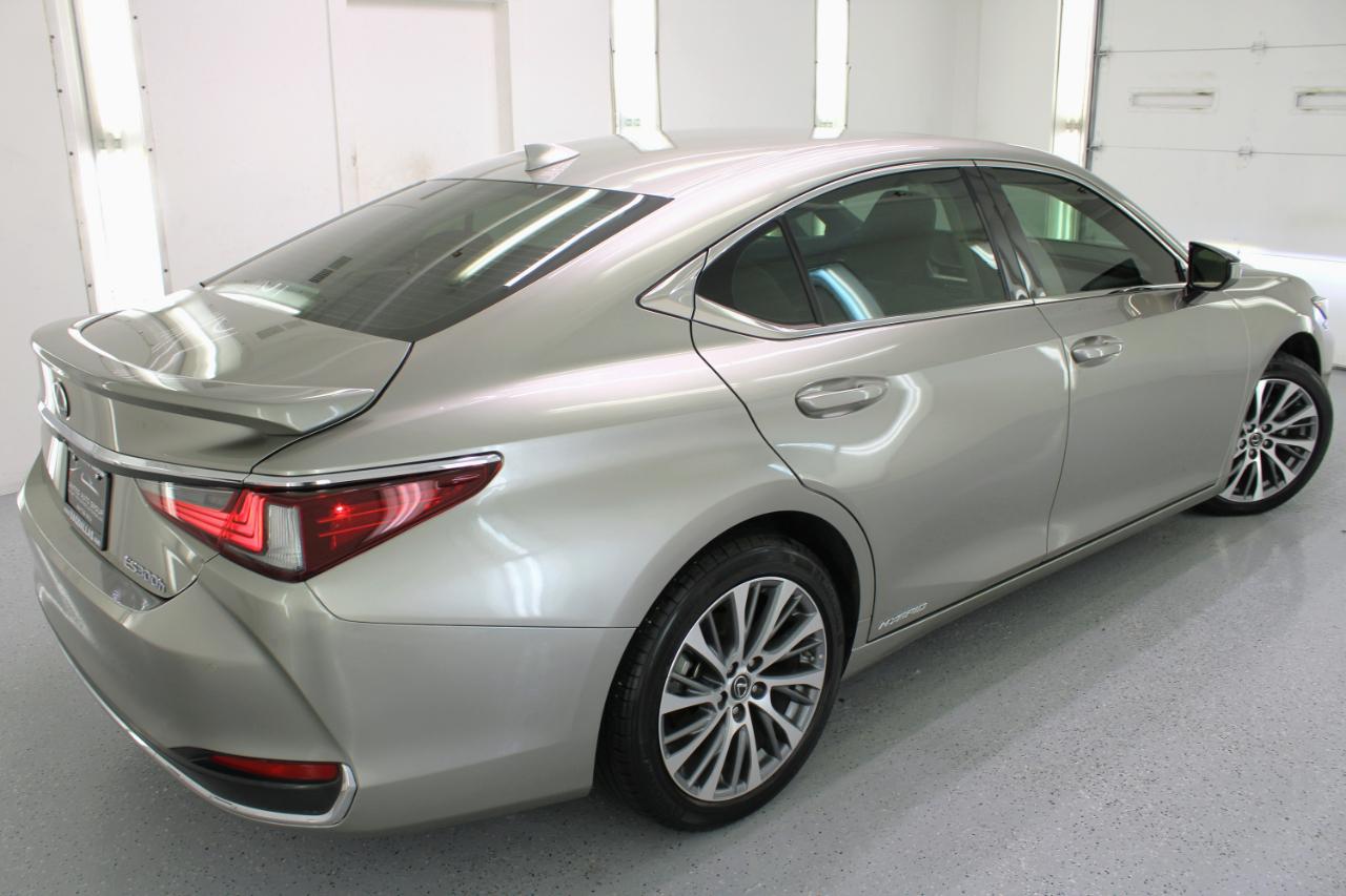 Lexus ES 300h Premium 2019