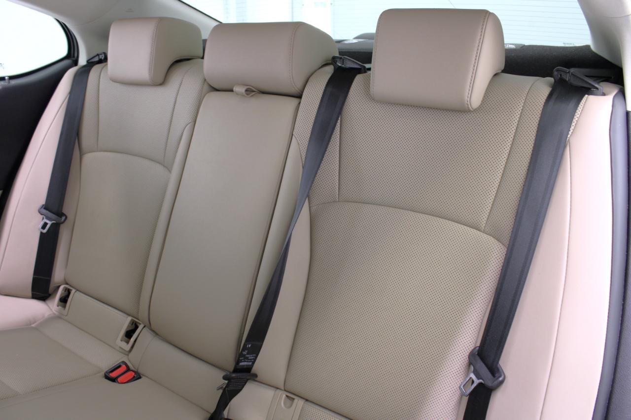 Lexus ES 300h Premium 2019