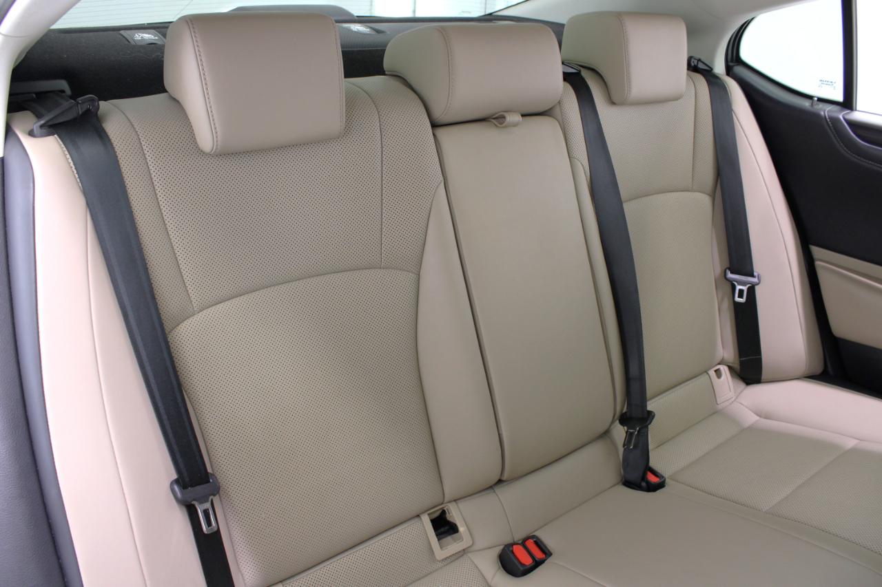 Lexus ES 300h Premium 2019