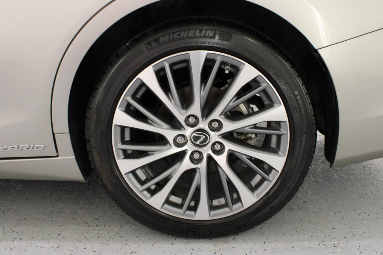 Lexus ES 300h Premium 2019
