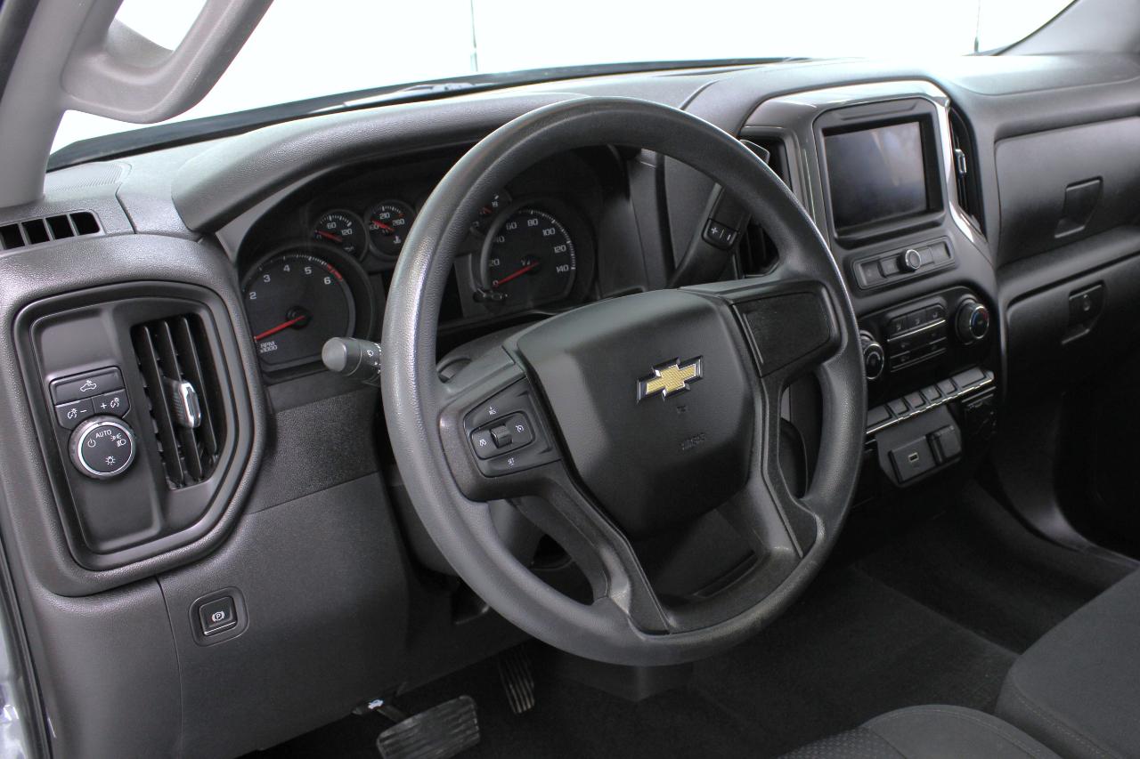 Chevrolet Silverado 1500 2WD Crew Cab 147" Custom 2020