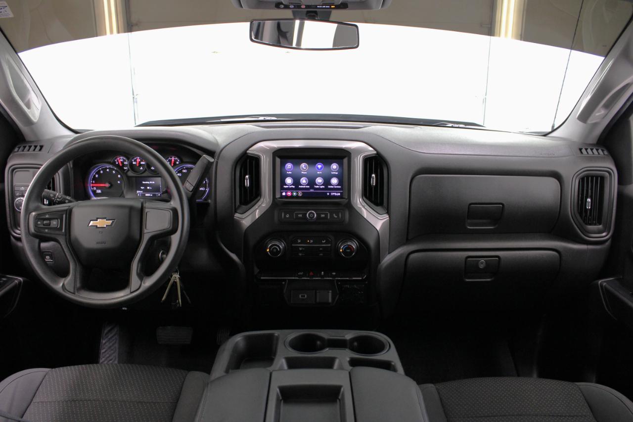 Chevrolet Silverado 1500 2WD Crew Cab 147" Custom 2020