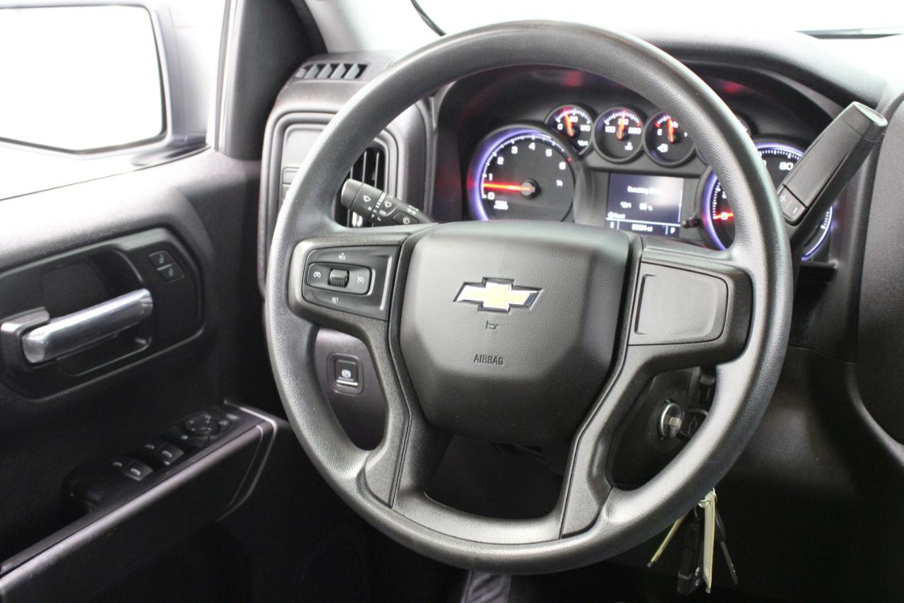 Chevrolet Silverado 1500 2WD Crew Cab 147" Custom 2020
