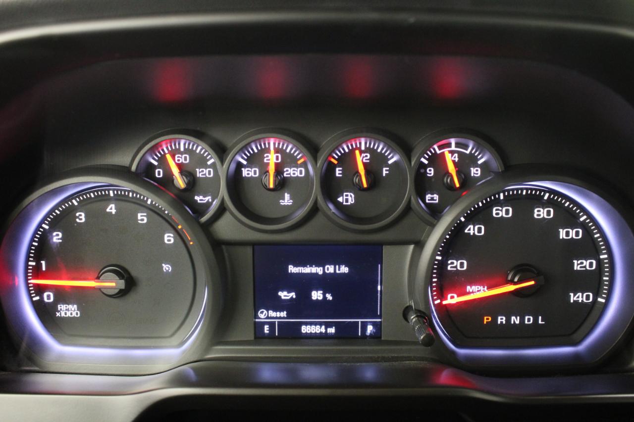Chevrolet Silverado 1500 2WD Crew Cab 147" Custom 2020