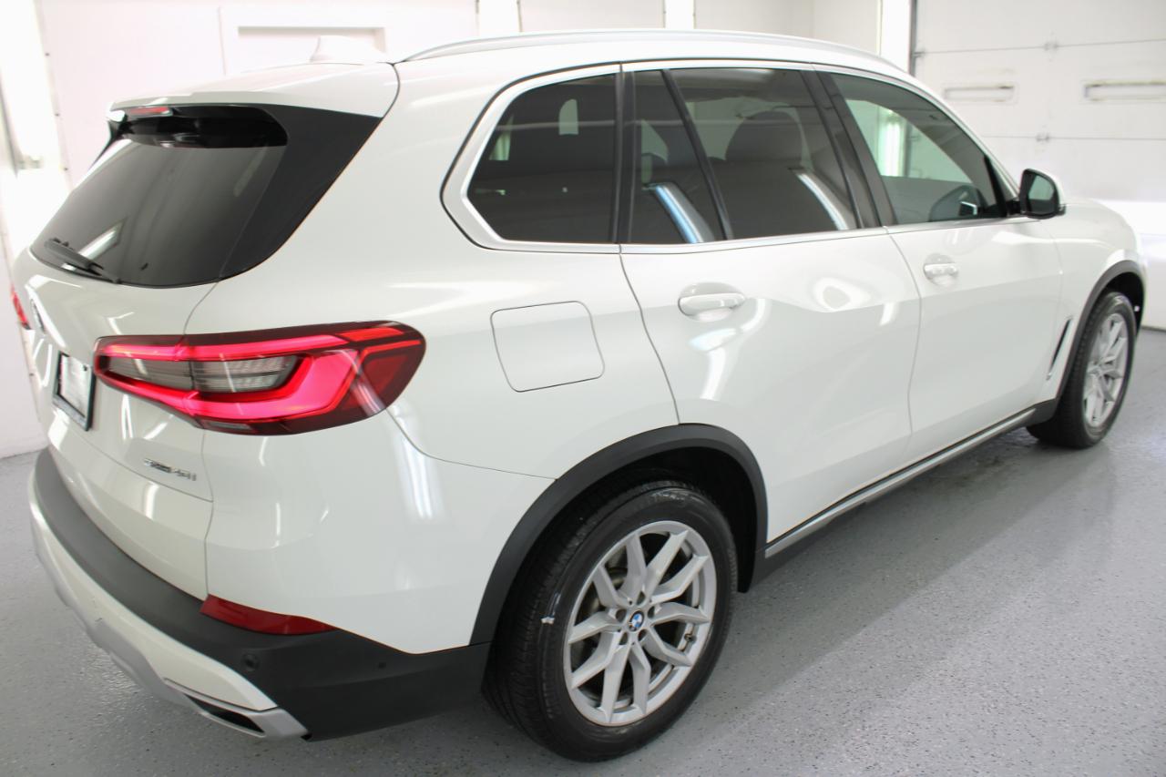 BMW X5 sDrive40i Sports Activity Vehicle 2020