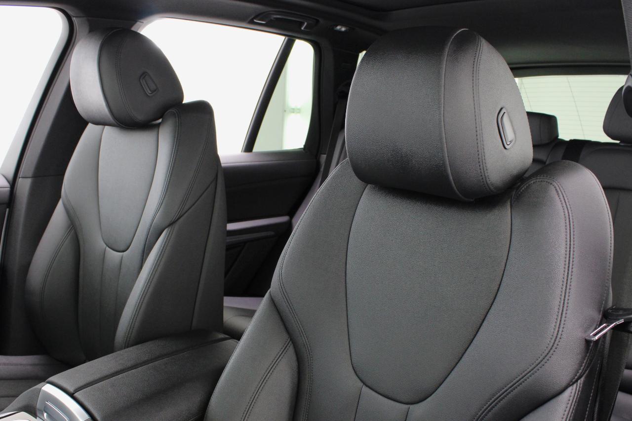 BMW X5 sDrive40i Sports Activity Vehicle 2020