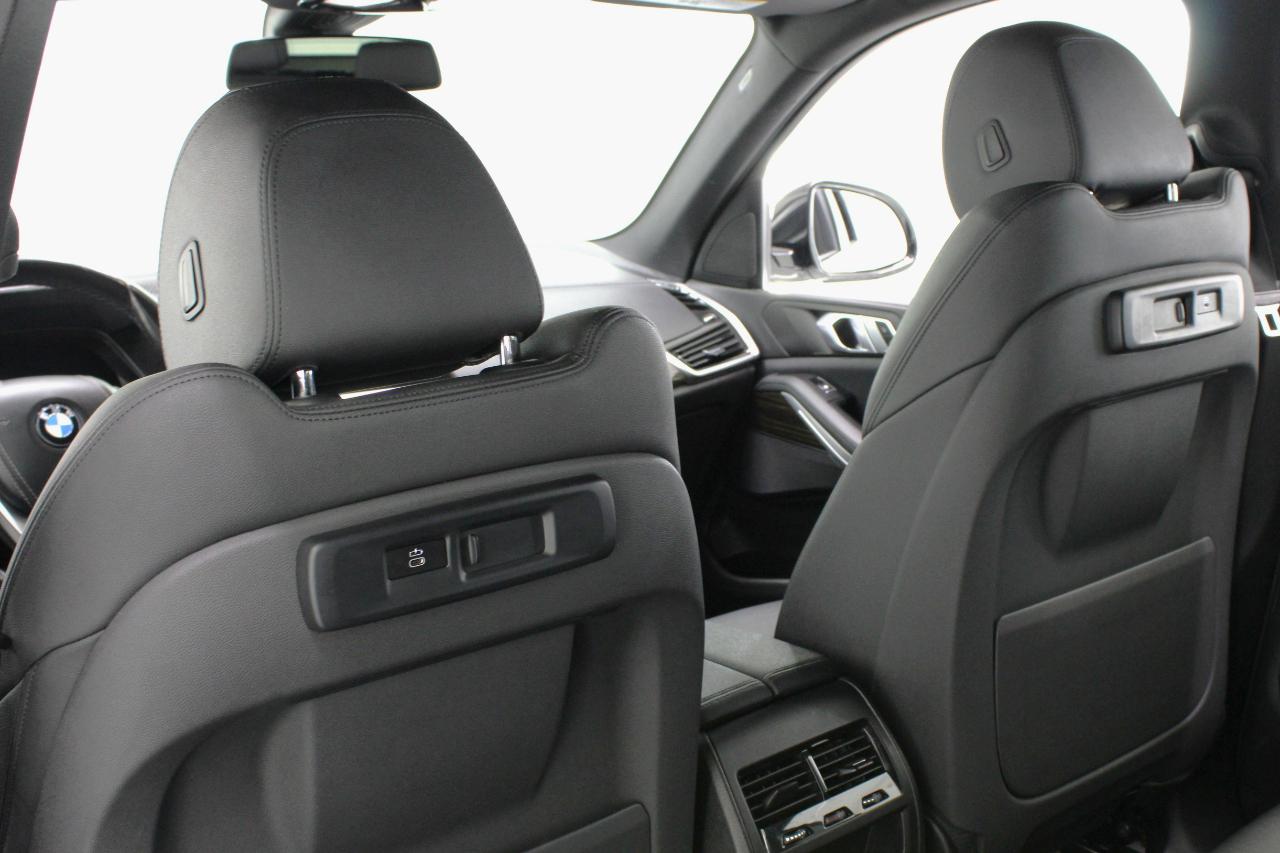 BMW X5 sDrive40i Sports Activity Vehicle 2020