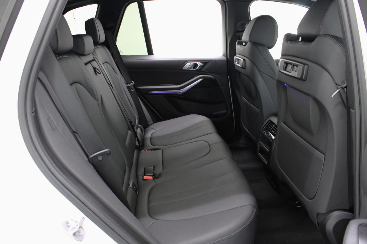 BMW X5 sDrive40i Sports Activity Vehicle 2020