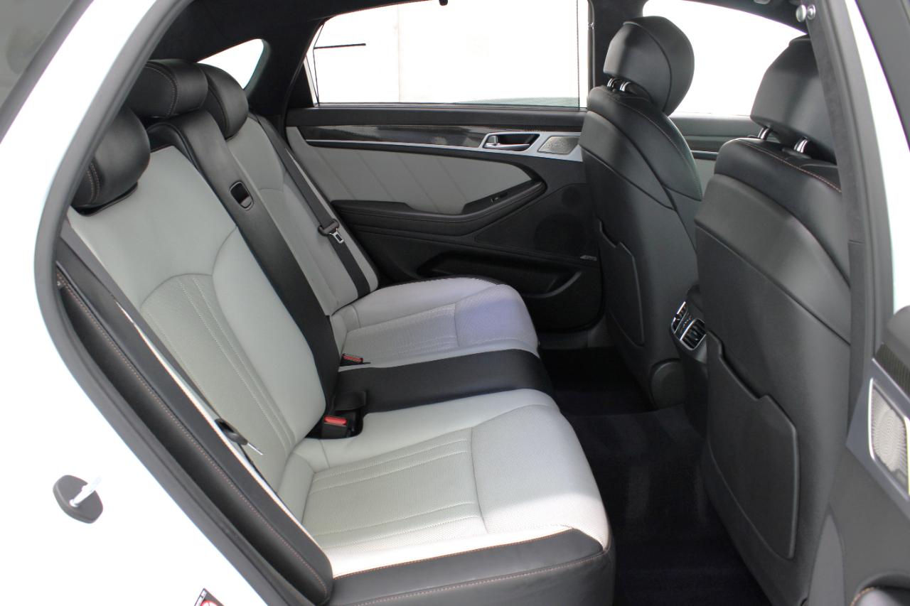 Genesis G80 3.3T Sport RWD 2019