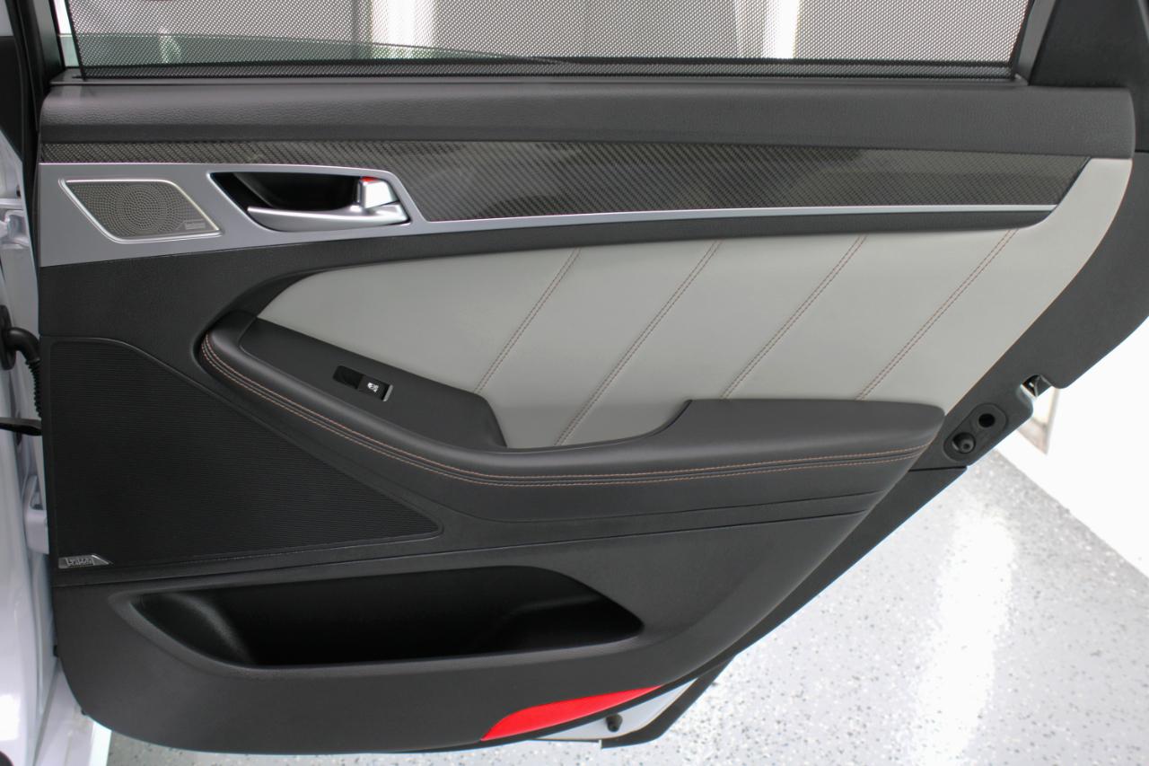 Genesis G80 3.3T Sport RWD 2019