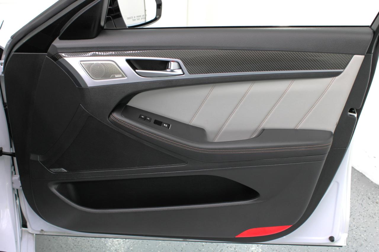 Genesis G80 3.3T Sport RWD 2019