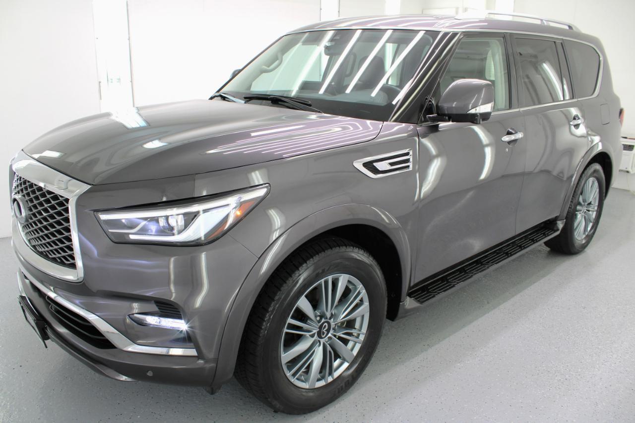 Infiniti QX80 LUXE AWD 2023